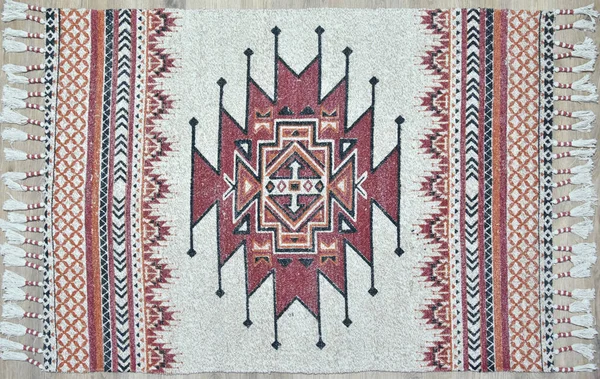 Yüksek çözünürlüklü orijinal el dokuması kilim ve halı motifleri ve renkleri