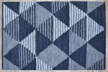 Yüksek çözünürlüklü orijinal el dokuması kilim ve halı motifleri ve renkleri