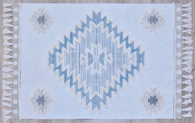 Yüksek çözünürlüklü orijinal el dokuması kilim ve halı motifleri ve renkleri