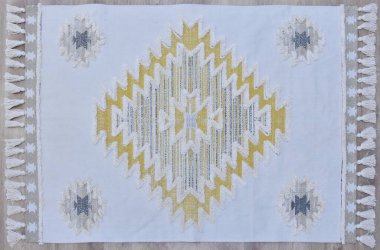 Yüksek çözünürlüklü orijinal el dokuması kilim ve halı motifleri ve renkleri
