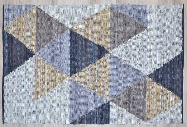 Yüksek çözünürlüklü orijinal el dokuması kilim ve halı motifleri ve renkleri