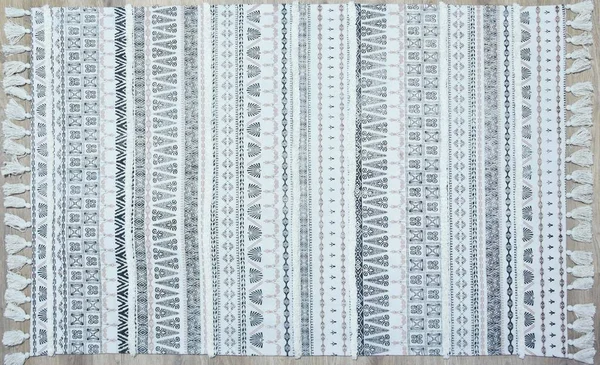 Yüksek çözünürlüklü orijinal el dokuması kilim ve halı motifleri ve renkleri