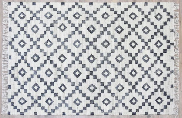 Yüksek çözünürlüklü orijinal el dokuması kilim ve halı motifleri ve renkleri