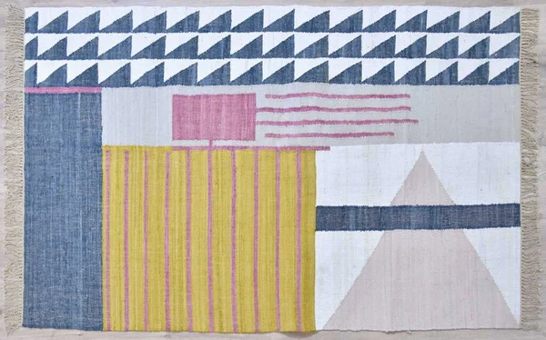 Yüksek çözünürlüklü orijinal el dokuması kilim ve halı motifleri ve renkleri