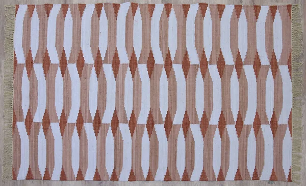 Yüksek çözünürlüklü orijinal el dokuması kilim ve halı motifleri ve renkleri