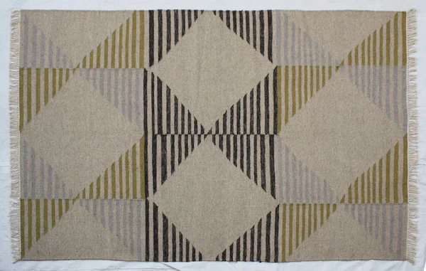 Yüksek çözünürlüklü orijinal el dokuması kilim ve halı motifleri ve renkleri