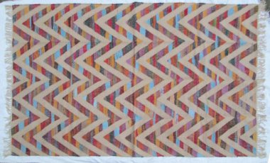 Yüksek çözünürlüklü orijinal el dokuması kilim ve halı motifleri ve renkleri