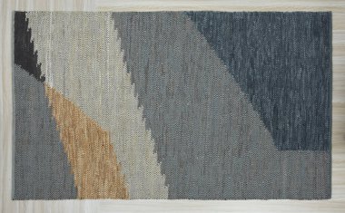 Yüksek çözünürlüklü orijinal el dokuması kilim ve halı motifleri ve renkleri