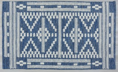 Yüksek çözünürlüklü orijinal el dokuması kilim ve halı motifleri ve renkleri
