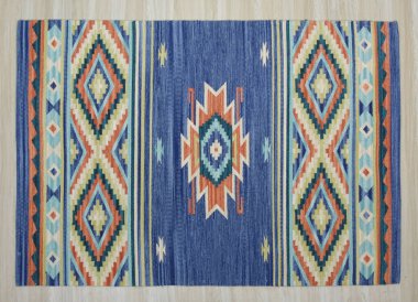 Yüksek çözünürlüklü orijinal el dokuması kilim ve halı motifleri ve renkleri