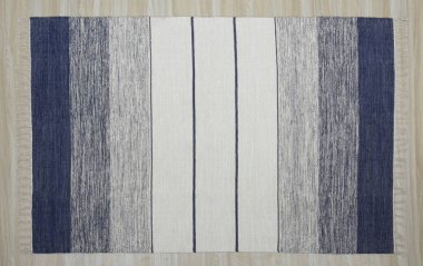 Yüksek çözünürlüklü orijinal el dokuması kilim ve halı motifleri ve renkleri