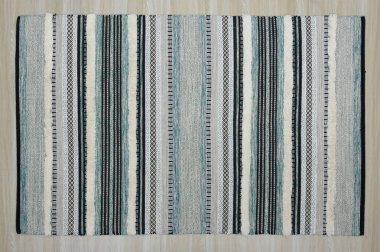 Yüksek çözünürlüklü orijinal el dokuması kilim ve halı motifleri ve renkleri