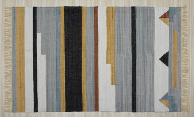 Yüksek çözünürlüklü orijinal el dokuması kilim ve halı motifleri ve renkleri