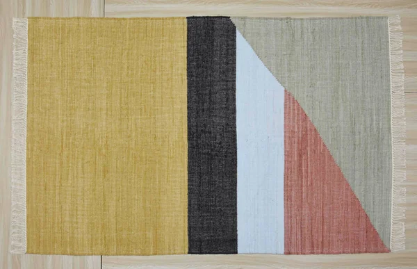 Yüksek çözünürlüklü orijinal el dokuması kilim ve halı motifleri ve renkleri