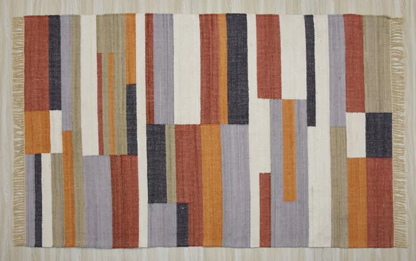 Yüksek çözünürlüklü orijinal el dokuması kilim ve halı motifleri ve renkleri