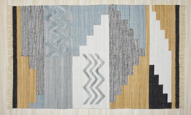 Yüksek çözünürlüklü orijinal el dokuması kilim ve halı motifleri ve renkleri