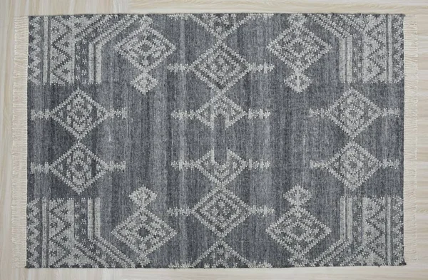 Yüksek çözünürlüklü orijinal el dokuması kilim ve halı motifleri ve renkleri