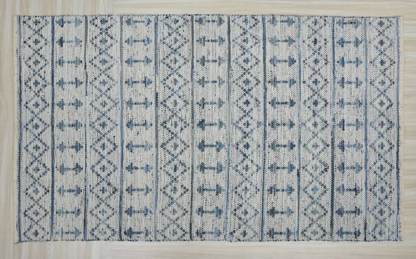 Yüksek çözünürlüklü orijinal el dokuması kilim ve halı motifleri ve renkleri