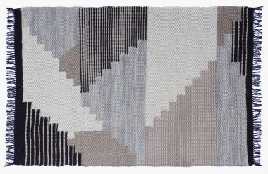 Yüksek çözünürlüklü modele ve renklere sahip orijinal el halıları ve halıları