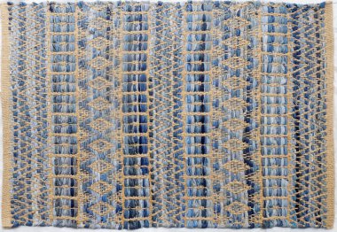 Yüksek çözünürlüklü modele ve renklere sahip orijinal el halıları ve halıları