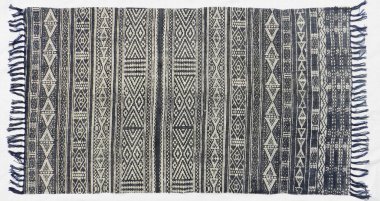 Yüksek çözünürlüklü modele ve renklere sahip orijinal el halıları ve halıları