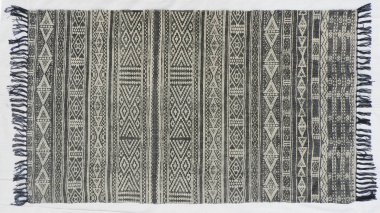 Yüksek çözünürlüklü modele ve renklere sahip orijinal el halıları ve halıları