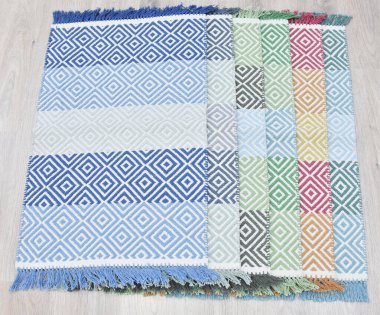 Yüksek çözünürlüklü orijinal el dokuması kilim ve halı motifleri ve renkleri