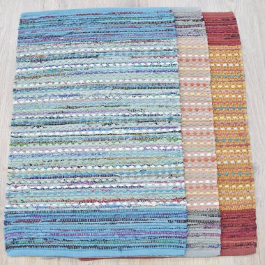 Yüksek çözünürlüklü orijinal el dokuması kilim ve halı motifleri ve renkleri