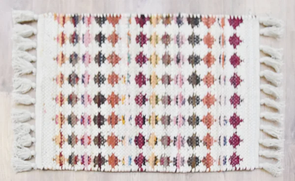 Yüksek çözünürlüklü moda desenleri ve renkleri olan Alan Halıları ve El Loom Halısı