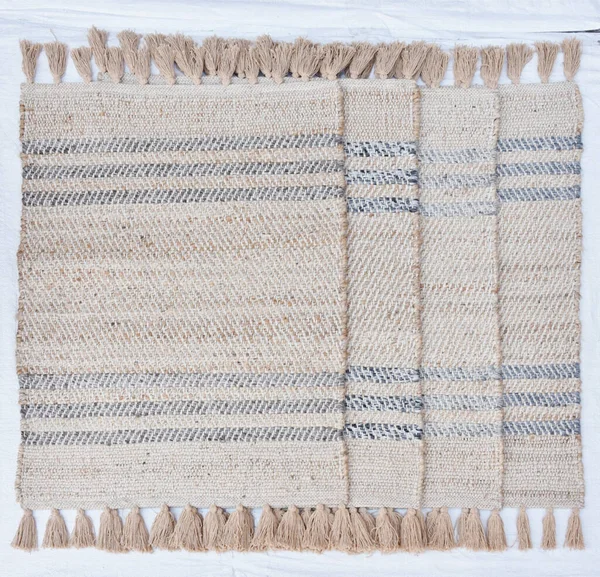 Yüksek çözünürlüklü moda desenleri ve renkleri olan Alan Halıları ve El Loom Halısı