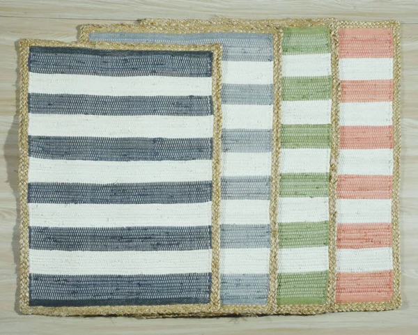 Yüksek çözünürlüklü moda desenleri ve renkleri olan Alan Halıları ve El Loom Halısı