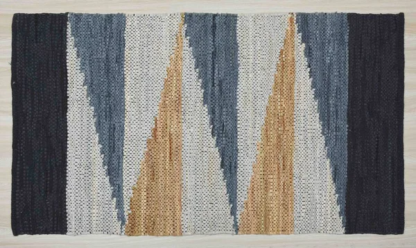 Yüksek çözünürlüklü motifleri ve renkleri olan el halıları ve halıları