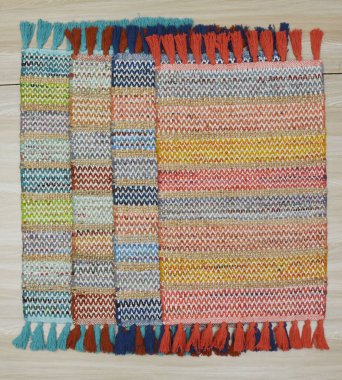 Yüksek çözünürlüklü motifleri ve renkleri olan el halıları ve halıları