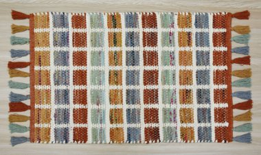 Yüksek çözünürlüklü motifleri ve renkleri olan el halıları ve halıları