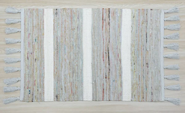 Yüksek çözünürlüklü motifleri ve renkleri olan el halıları ve halıları