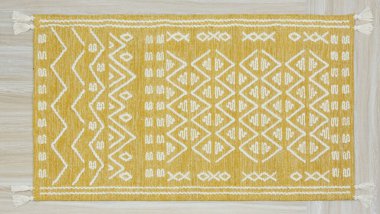 Yüksek çözünürlüklü modele ve renklere sahip orijinal el halıları ve halıları