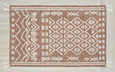 Yüksek çözünürlüklü modele ve renklere sahip orijinal el halıları ve halıları