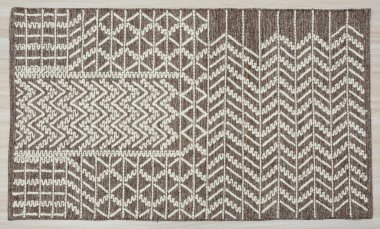 Yüksek çözünürlüklü modele ve renklere sahip orijinal el halıları ve halıları