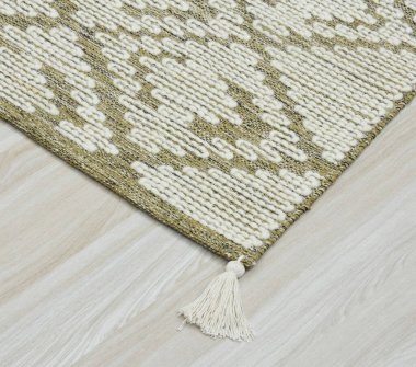 Yüksek çözünürlüklü modele ve renklere sahip orijinal el halıları ve halıları