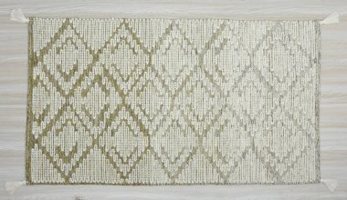 Yüksek çözünürlüklü modele ve renklere sahip orijinal el halıları ve halıları