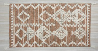 Yüksek çözünürlüklü modele ve renklere sahip orijinal el halıları ve halıları