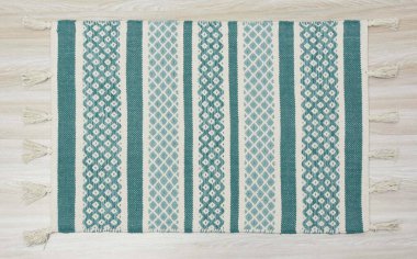 Yüksek çözünürlüklü modele ve renklere sahip orijinal el halıları ve halıları