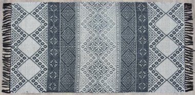 Yüksek çözünürlüklü modele ve renklere sahip orijinal el halıları ve halıları