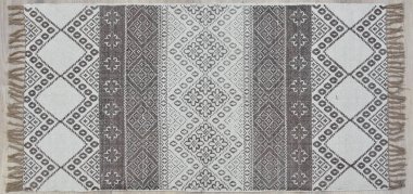 Yüksek çözünürlüklü modele ve renklere sahip orijinal el halıları ve halıları