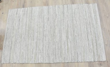 Yüksek çözünürlüklü modele ve renklere sahip orijinal el halıları ve halıları