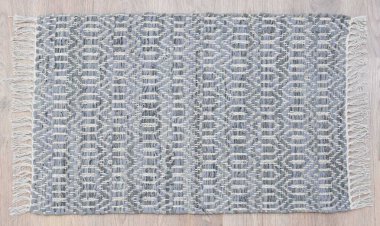 Yüksek çözünürlüklü modele ve renklere sahip orijinal el halıları ve halıları