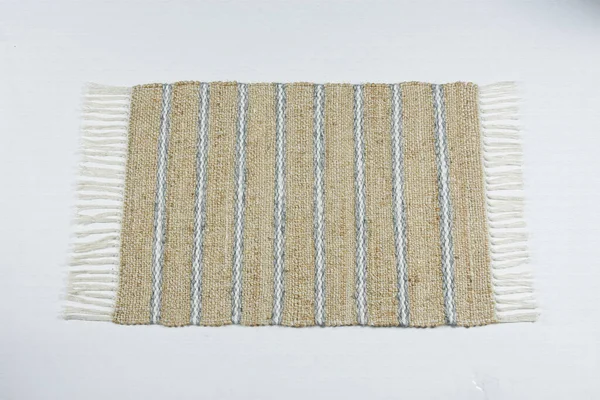 Yüksek çözünürlüklü modele ve renklere sahip orijinal el halıları ve halıları