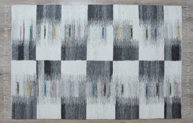 Yüksek çözünürlüklü modele ve renklere sahip orijinal el halıları ve halıları