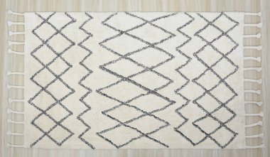 Yüksek çözünürlüklü modele ve renklere sahip orijinal el halıları ve halıları