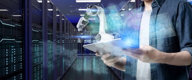 İnsan yeni hologram teknolojisi kullanıyor.